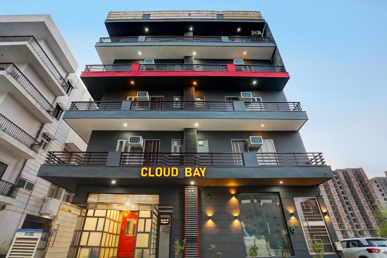Super Townhouse Cloud Bay, Near Genpact, Sector-69, Gurgaon Hotel Exterior photo